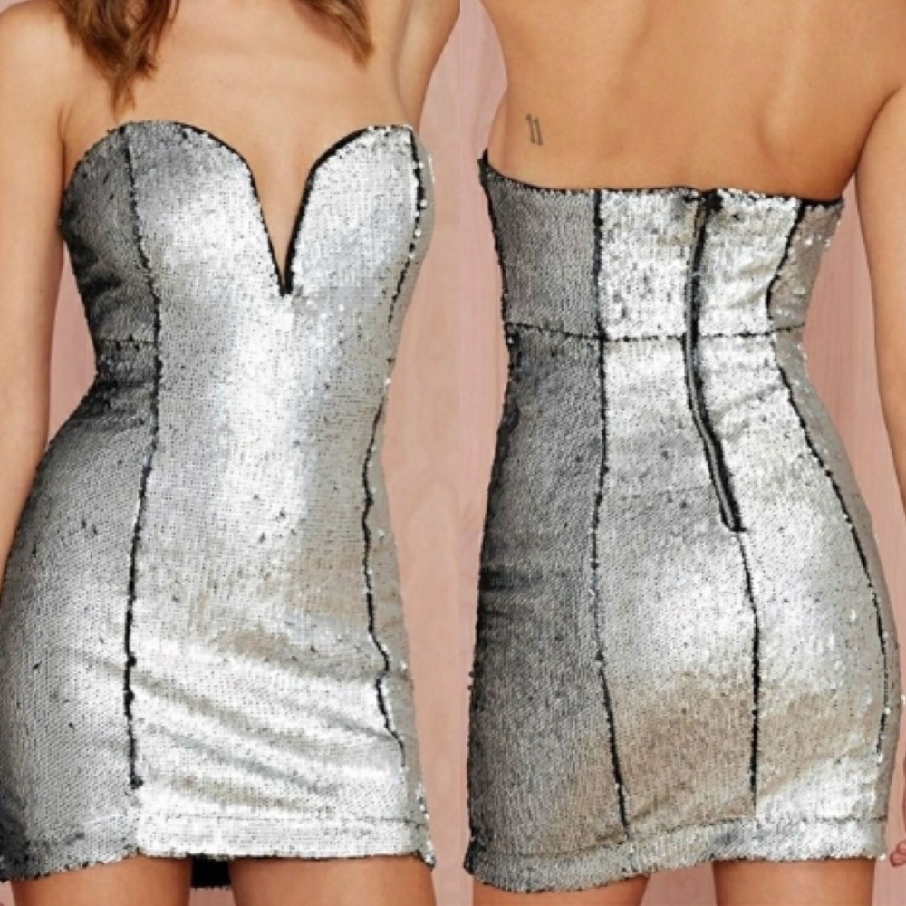 NASTY GAL HELIX SILVER SEQUIN DRESS - Picture 1 of 4